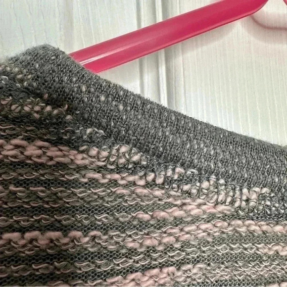 H&M Marled Sweatshirt Pullover Grey & Pink Size  Medium - Picture 13 of 16